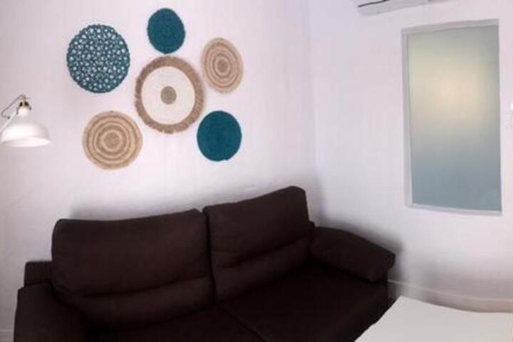 Room 4 of 15