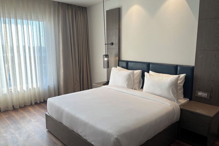 Room 14 of 20