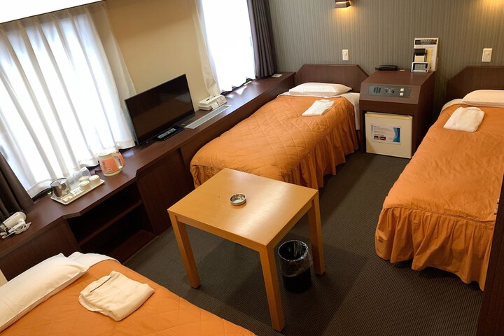 Room 22 of 87