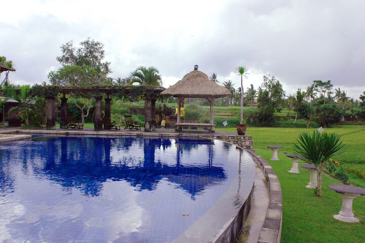 Pool 34 of 55