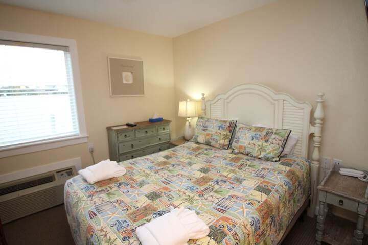 Room 3 of 44