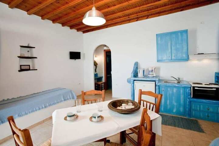 Room 5 of 20
