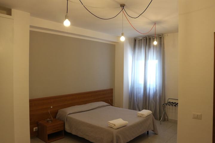 Room 29 of 90