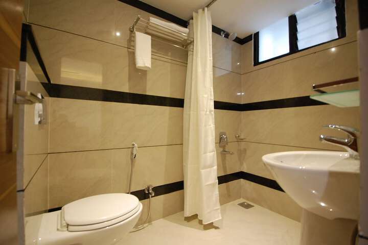 Room 16 of 20