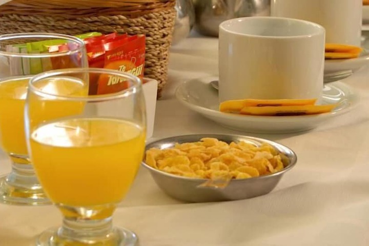 Breakfast area