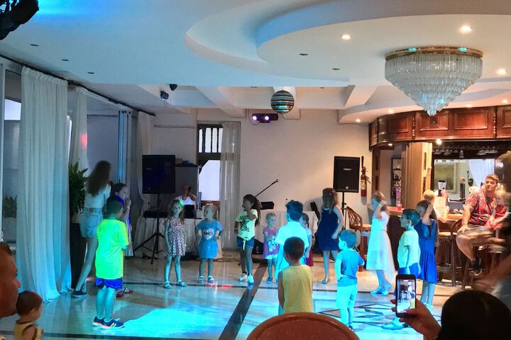 Childrens Activities 77 of 123