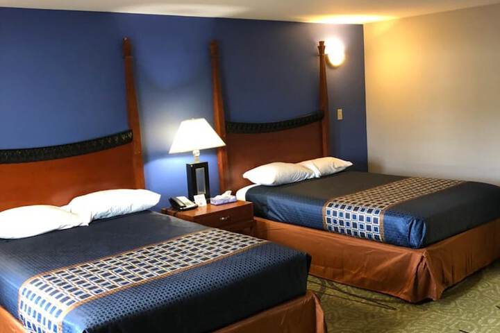 Room 27 of 43