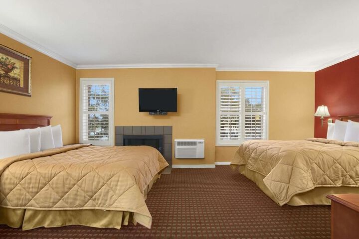 Room 12 of 64