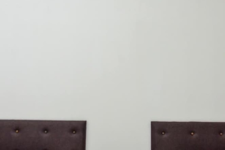 Room 10 of 34