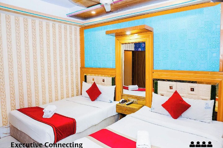 Room 11 of 22