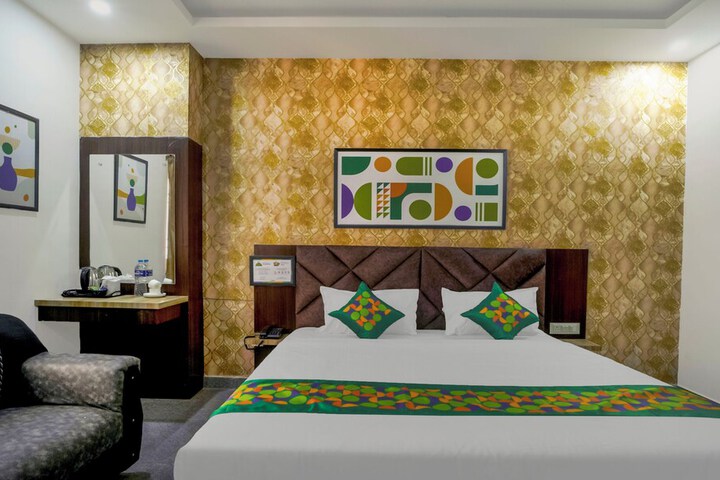 Room 12 of 41