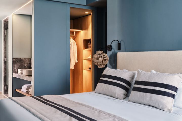 Room 15 of 58
