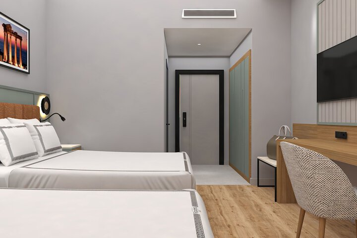 Room 15 of 43