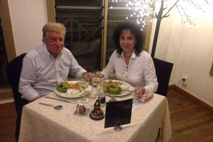 Dining 55 of 65
