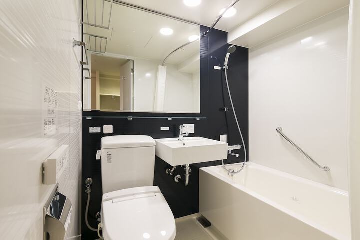 Clean Restrooms