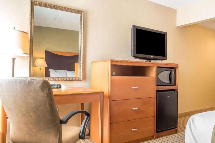 1 Double Bed (1 of 20)