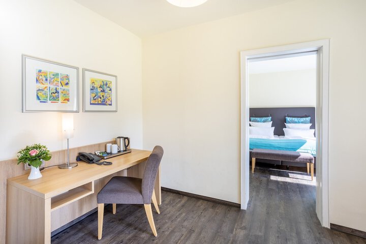 Room 22 of 64