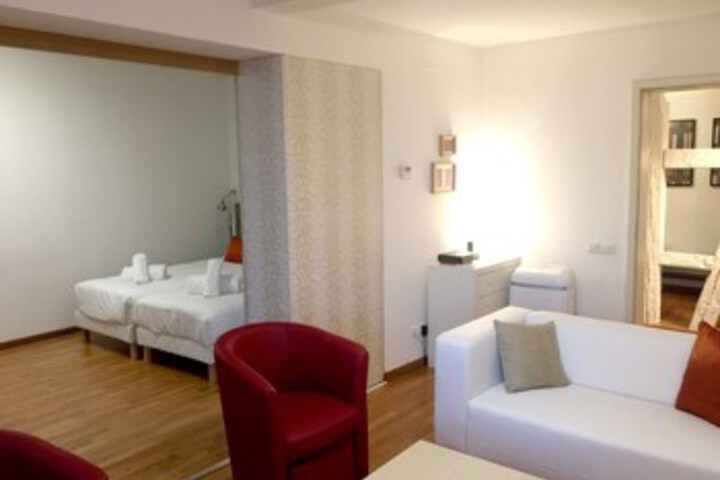 Room 20 of 38