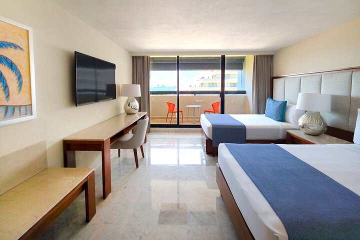 Room 30 of 110