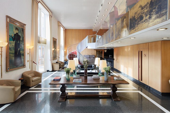 Lobby Photos