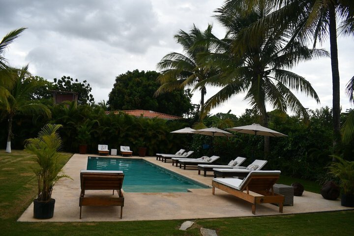 Pool 17 of 32