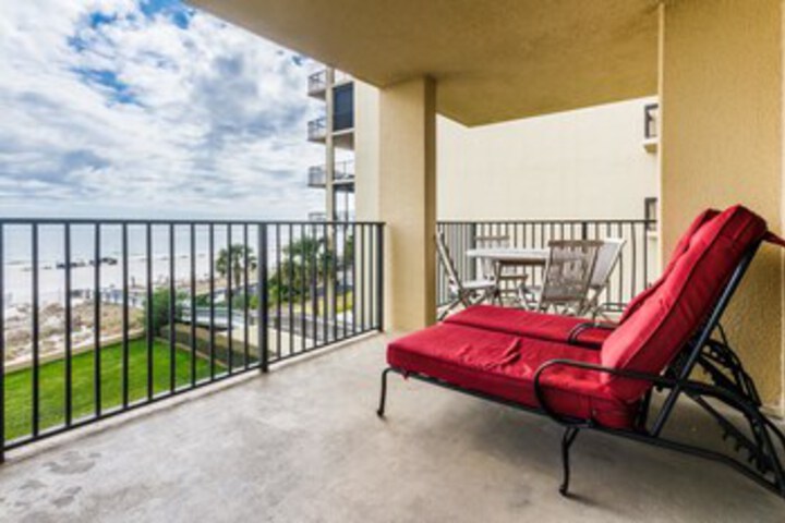 Terrace/Patio 3 of 63