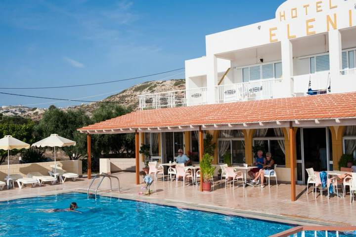 Pool Hotel