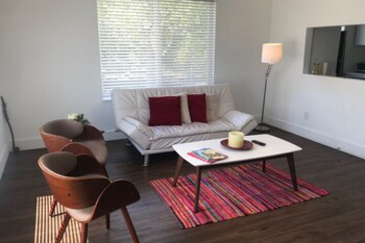 Room 22 of 37