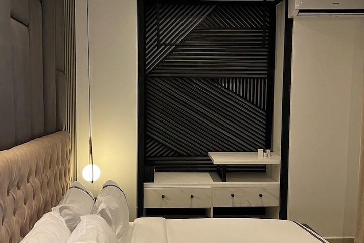 Room 29 of 60