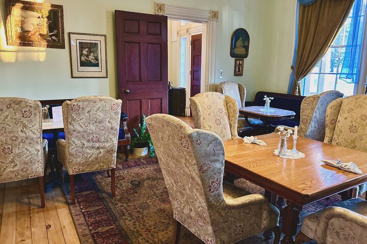 Dining 50 of 79