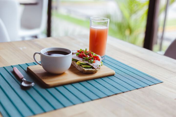 Breakfast/Coffee Service 113 of 118