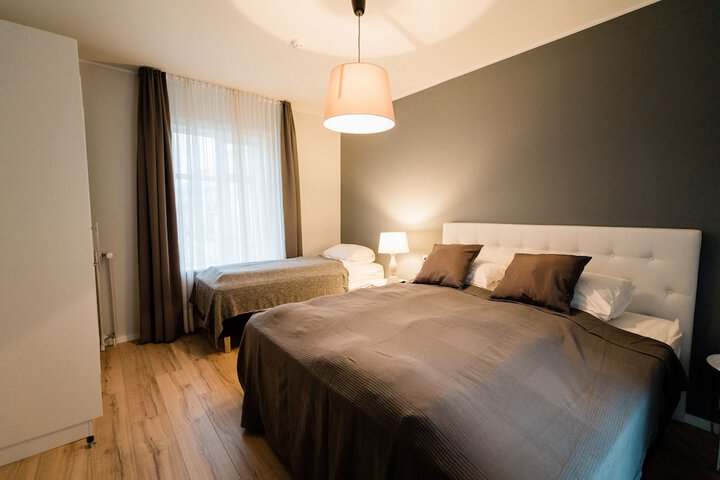 Room 15 of 62