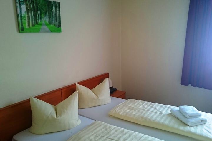 Room 5 of 36