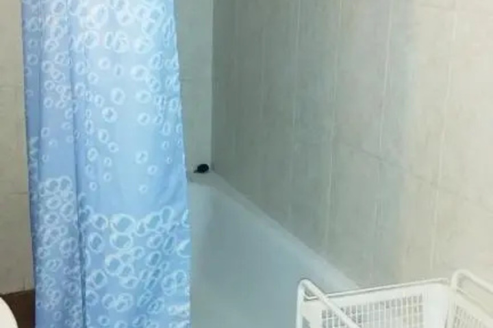 Room 9 of 10