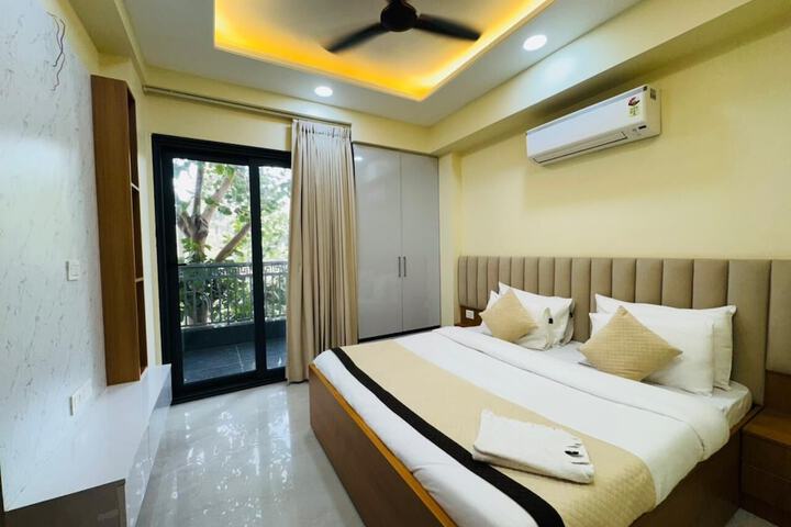 Room 15 of 26