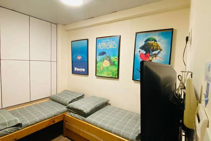 Room 19 of 31
