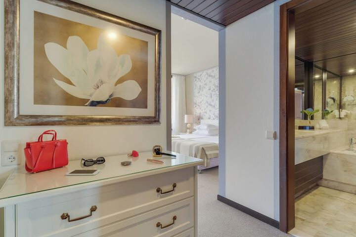 Bathroom Interior Photo