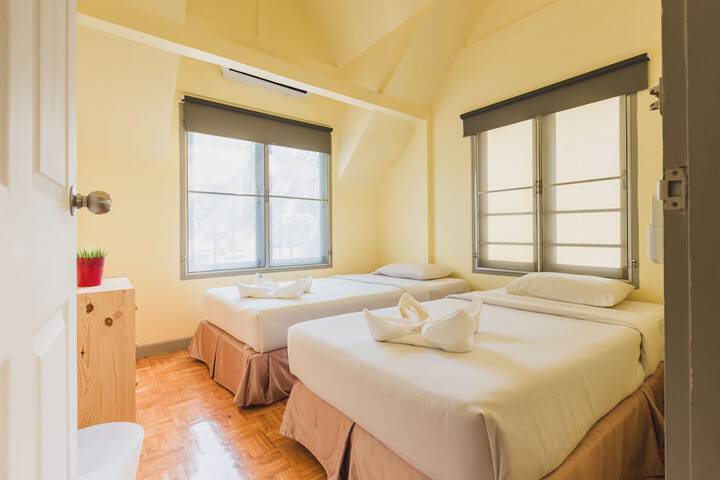 Room 47 of 194