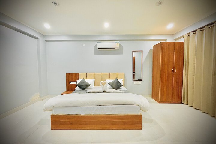 Room 5 of 29