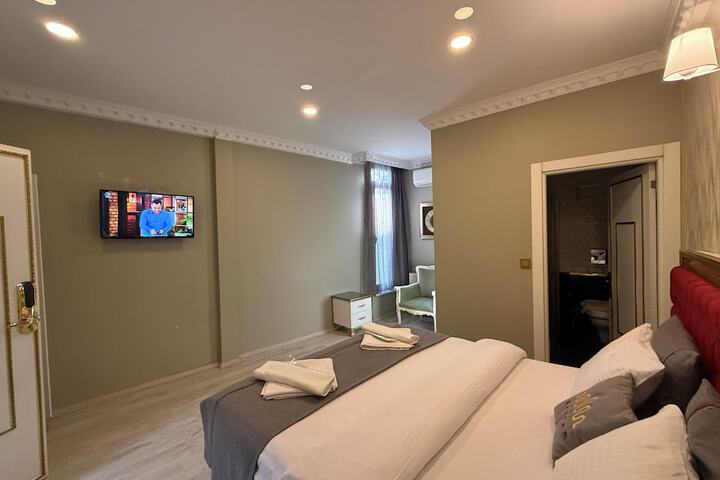 Room 36 of 110