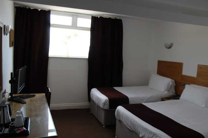 Room 22 of 49