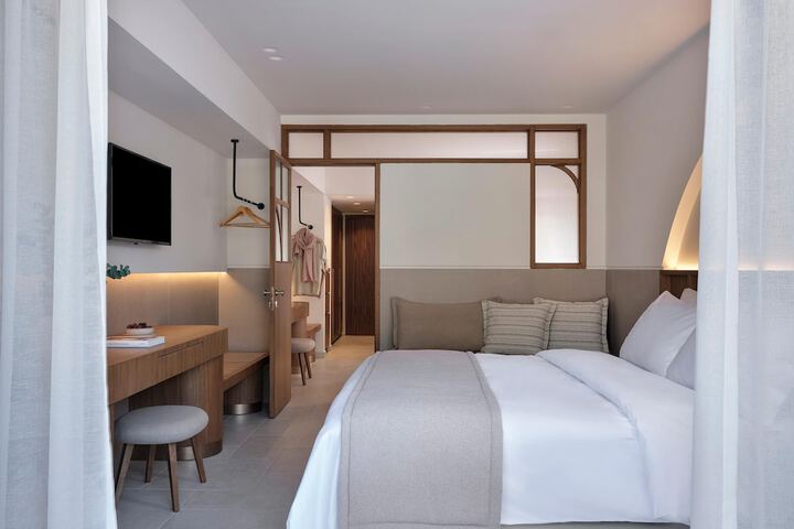 Room 60 of 193
