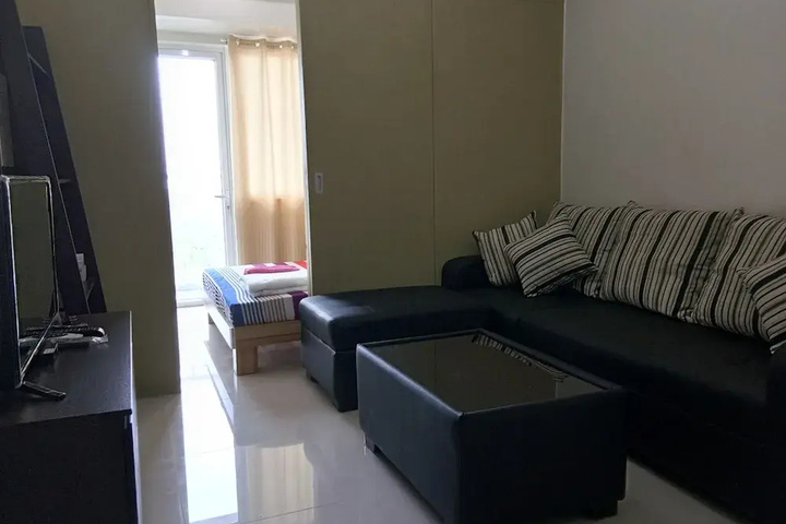 Room 5 of 20