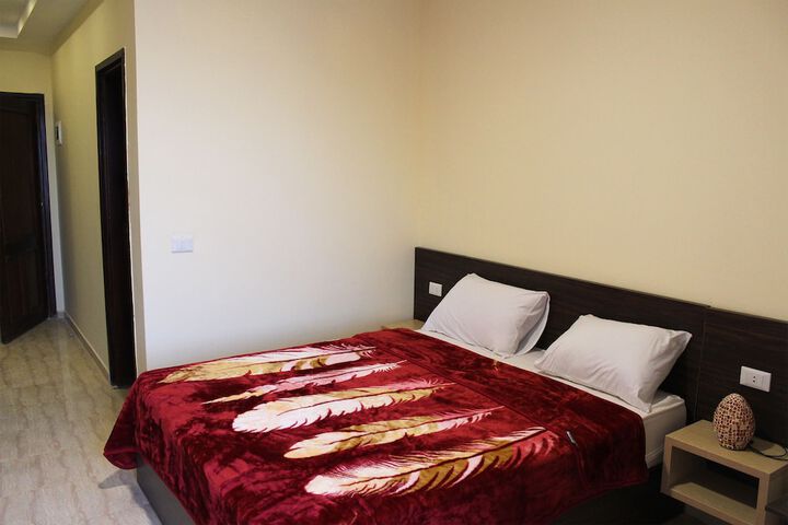 Room 17 of 70