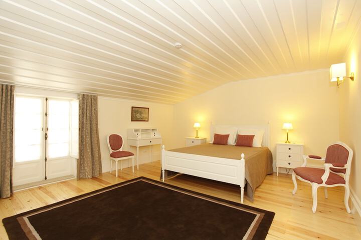 Room 8 of 54