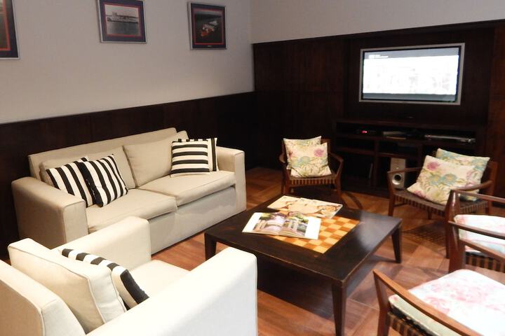 Room 20 of 28