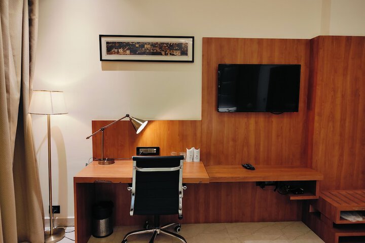 Room 22 of 54