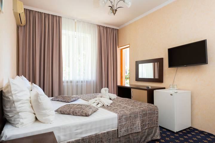 Room 15 of 51