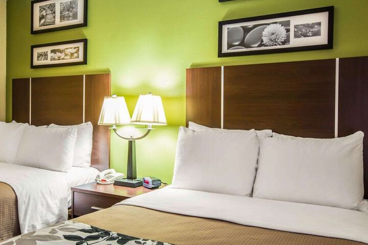 2 Double Beds (6 of 10)
