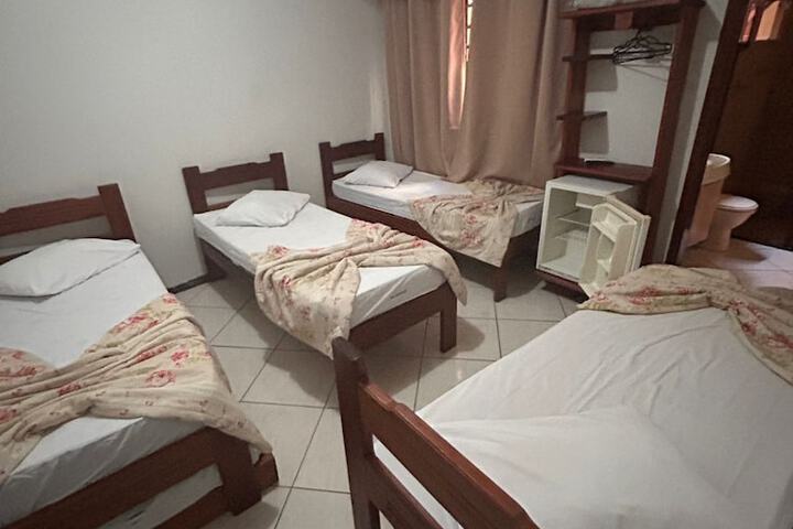 Room 2 of 5